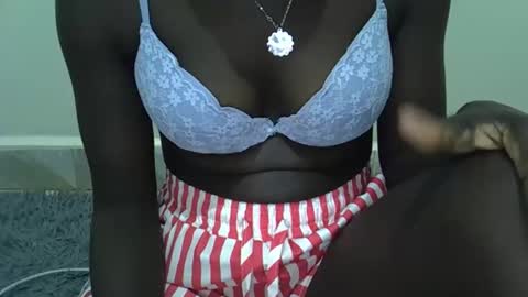 naughttrish22 online show from 09-29-25, 06:35