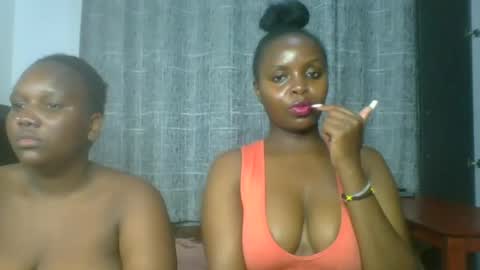naughtty_bella8 online show from 07-12-26, 11:29