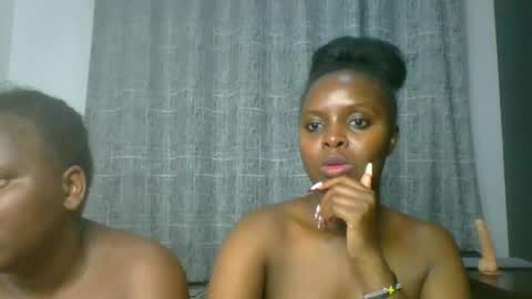 naughtty_bella8 online show from 07-16-26, 12:27