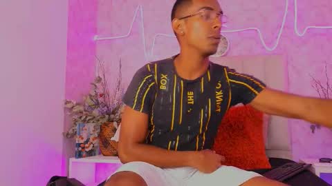 Snapshot of naughty_ares chatting on 10-14-25, 07:03 naughty_ares online show from 10-14-25, 07:03