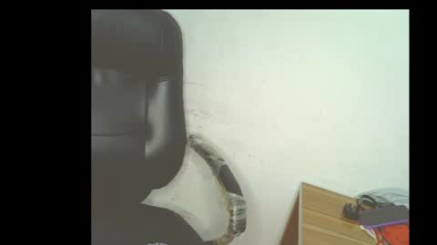 Snapshot of naughty_bitch0 chatting on 05-06-26, 10:15 Jasmin online show from 05-06-26, 10:15