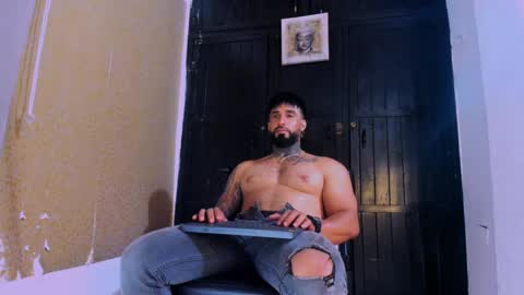 Miller online show from 01-10-25, 03:39