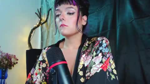 Em  please help me reach 100 thumbs up 3 online show from 06-08-26, 01:28