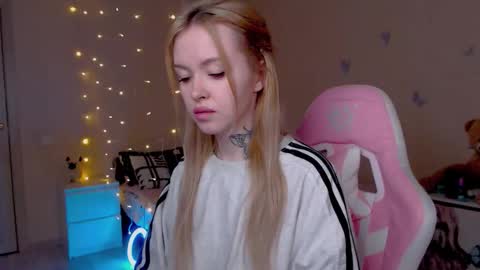 Mable online show from 03-21-26, 01:32