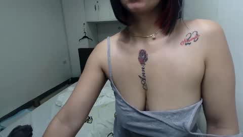 Snapshot of naughty_mariaxx chatting on 05-09-26, 09:47 Maria online show from 05-09-26, 09:47