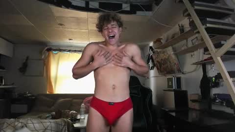 Snapshot of naughty_nik43 chatting on 09-23-25, 09:23 Nik online show from 09-23-25, 09:23