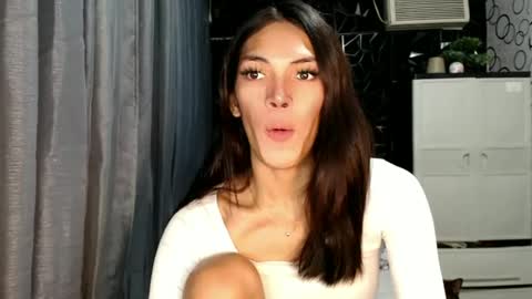 Snapshot of naughty_princess24 chatting on 06-28-26, 09:21 Ariela online show from 06-28-26, 09:21