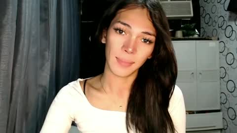 Snapshot of naughty_princess24 chatting on 07-01-26, 08:52 Ariela online show from 07-01-26, 08:52