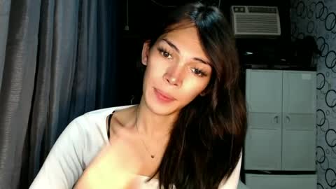Snapshot of naughty_princess24 chatting on 07-20-26, 05:59 Ariela online show from 07-20-26, 05:59