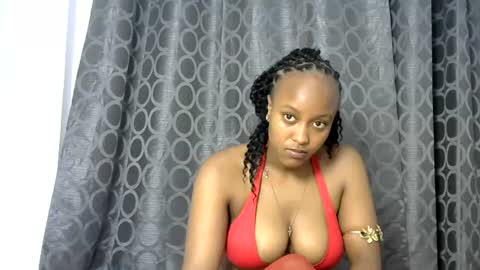 Snapshot of naughty_riri21 chatting on 07-11-26, 11:50 Riri online show from 07-11-26, 11:50