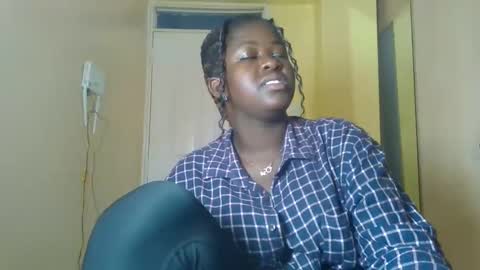 Snapshot of naughty_sluttygal chatting on 10-05-25, 03:54 Lydiah online show from 10-05-25, 03:54