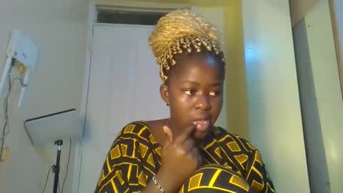 Snapshot of naughty_sluttygal chatting on 10-15-25, 12:55 Lydiah online show from 10-15-25, 12:55