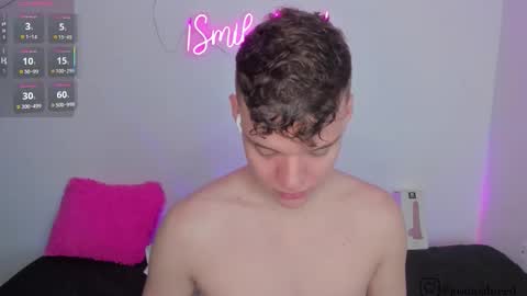 Snapshot of naughty_twink_ chatting on 03-12-26, 10:43 Noah online show from 03-12-26, 10:43