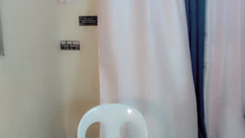 Snapshot of naughty_vies chatting on 05-09-26, 10:42 Davies online show from 05-09-26, 10:42