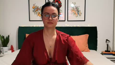 Snapshot of naughtybrunettexxx chatting on 12-06-24, 06:06 NaughtyBrunetteXXX online show from 12-06-24, 06:06