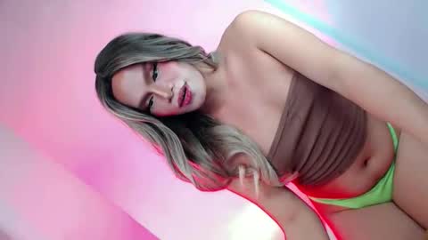 naughtybynight28 online show from 04-19-26, 06:10