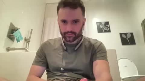 Snapshot of naughtycanadian69 chatting on 01-19-25, 02:47 naughtycanadian69 online show from 01-19-25, 02:47