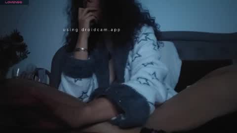 Snapshot of naughtycurls2026 chatting on 04-19-26, 08:33 naughtycurls2026 online show from 04-19-26, 08:33