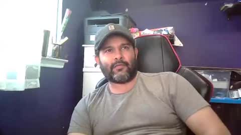 Snapshot of naughtydesicock chatting on 01-18-25, 09:45 sakhtlaundaz online show from 01-18-25, 09:45