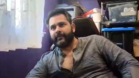 Snapshot of naughtydesicock chatting on 11-04-25, 06:07 sakhtlaundaz online show from 11-04-25, 06:07