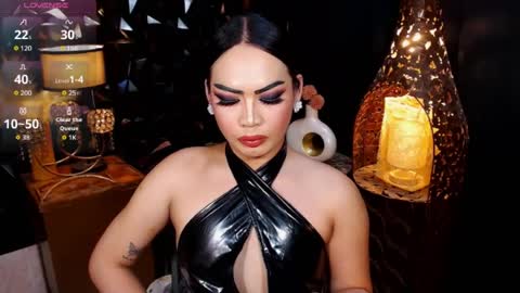 Snapshot of naughtyfridah chatting on 06-17-26, 05:36 naughtyfridah online show from 06-17-26, 05:36
