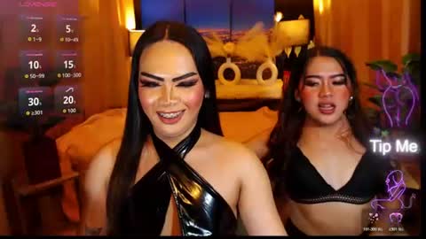 Snapshot of naughtyfridah chatting on 06-25-26, 06:12 naughtyfridah online show from 06-25-26, 06:12