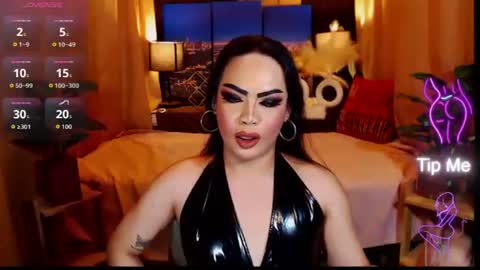 Snapshot of naughtyfridah chatting on 06-28-26, 04:57 naughtyfridah online show from 06-28-26, 04:57