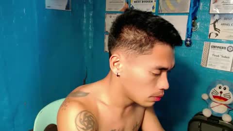 naughtyfuck_boy online show from 10-28-25, 01:47