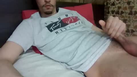 Snapshot of naughtyguy556677 chatting on 04-05-26, 02:31 naughtyguy556677 online show from 04-05-26, 02:31