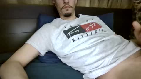 Snapshot of naughtyguy556677 chatting on 04-17-26, 12:24 naughtyguy556677 online show from 04-17-26, 12:24