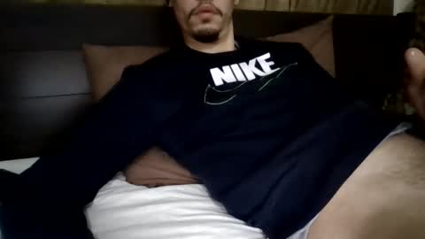 Snapshot of naughtyguy556677 chatting on 05-06-26, 03:24 naughtyguy556677 online show from 05-06-26, 03:24