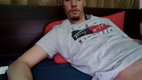 Snapshot of naughtyguy556677 chatting on 05-19-26, 01:11 naughtyguy556677 online show from 05-19-26, 01:11