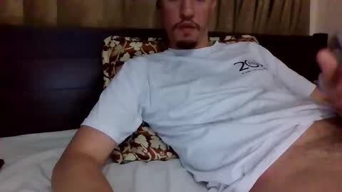 Snapshot of naughtyguy556677 chatting on 06-06-26, 01:21 naughtyguy556677 online show from 06-06-26, 01:21