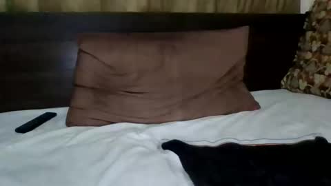 Snapshot of naughtyguy556677 chatting on 06-08-26, 01:39 naughtyguy556677 online show from 06-08-26, 01:39