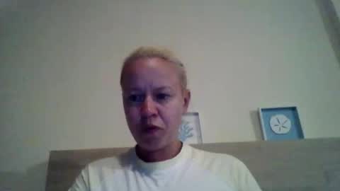 naughtyjennyblondeuk online show from 04-18-26, 07:58