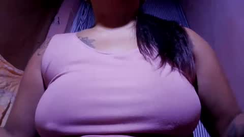 naughtymom_33 online show from 07-27-26, 06:53
