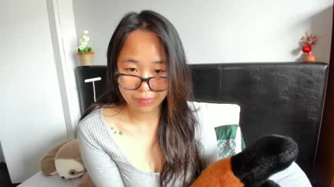 Snapshot of naughtynerdygirl chatting on 04-26-26, 09:29 Gigi Chu online show from 04-26-26, 09:29