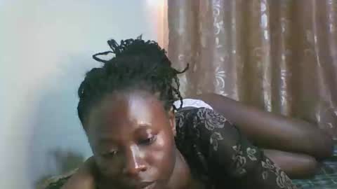 Snapshot of naughtynice540298 chatting on 11-22-25, 08:46 naughtynice540298 online show from 11-22-25, 08:46