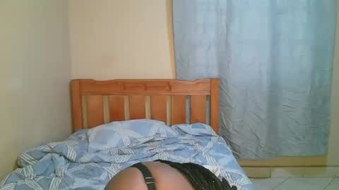 Snapshot of naughtynova33 chatting on 10-19-25, 03:12 nova online show from 10-19-25, 03:12