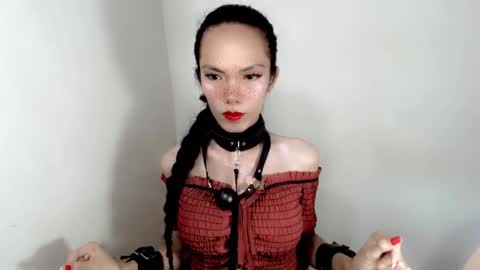 Snapshot of naughtypetiteangel chatting on 09-28-25, 09:14 naughtypetiteangel online show from 09-28-25, 09:14