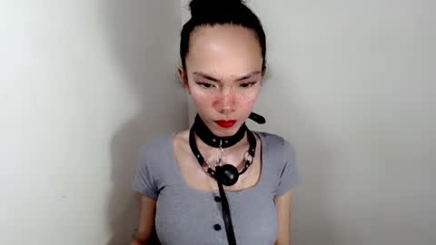 Snapshot of naughtypetiteangel chatting on 10-27-25, 09:13 naughtypetiteangel online show from 10-27-25, 09:13