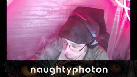 naughtyphotons online show from 03-09-25, 09:46