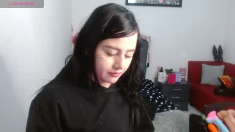 naughtyplayass online show from 06-19-26, 12:31