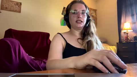 naughtyred23 online show from 10-20-25, 04:07