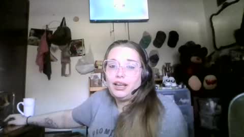 naughtyred23 online show from 11-04-25, 05:56