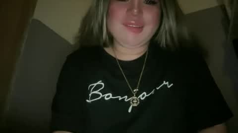 Snapshot of naughtyrosecum chatting on 12-20-25, 04:47 Rose Wilson online show from 12-20-25, 04:47