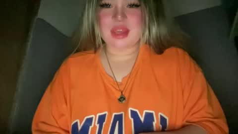 Snapshot of naughtyrosecum chatting on 01-09-26, 03:15 Rose Wilson online show from 01-09-26, 03:15