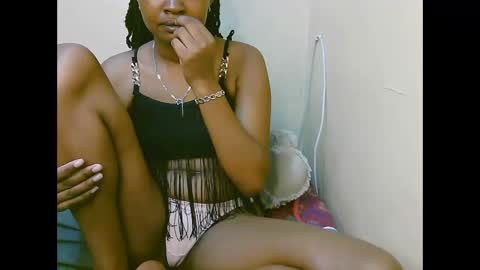 naughtyqueen online show from 11-17-25, 01:22