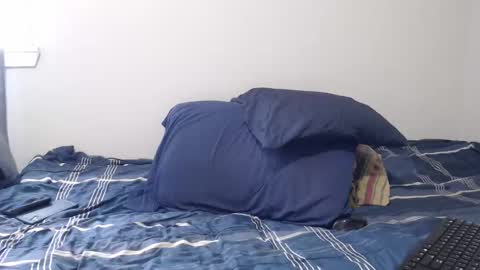 Snapshot of naughtytori chatting on 11-11-25, 04:07 Naughty Tori online show from 11-11-25, 04:07