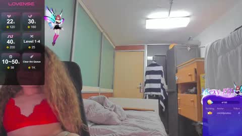 Snapshot of naugthtycurls chatting on 03-01-25, 11:58 Arantxa online show from 03-01-25, 11:58